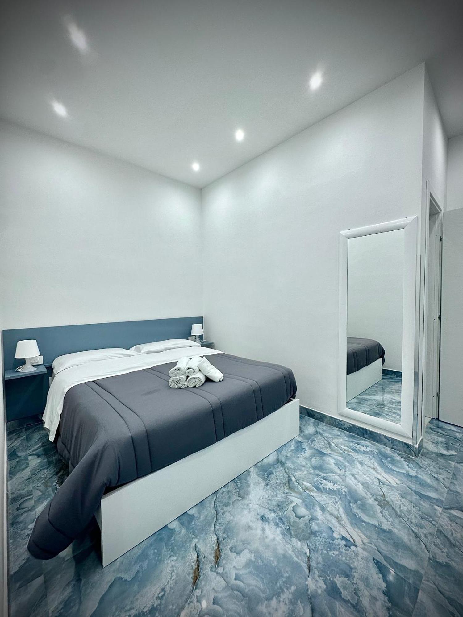 Marvit Central Luxury 那不勒斯 外观 照片