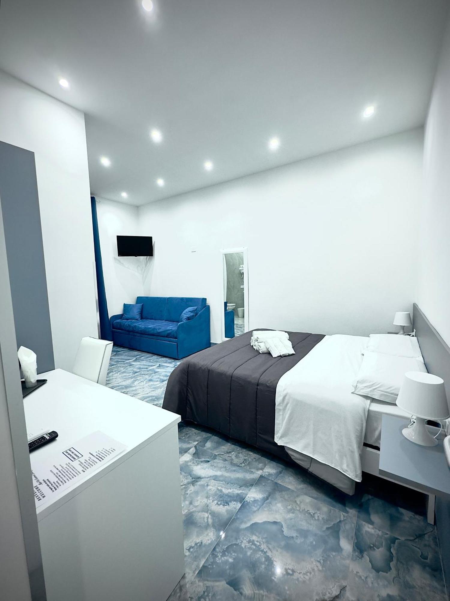 Marvit Central Luxury 那不勒斯 外观 照片