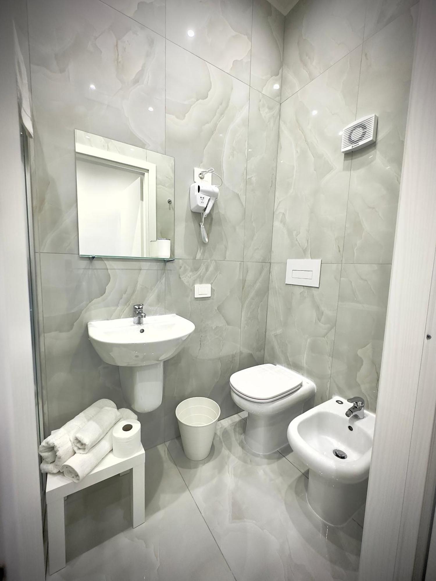 Marvit Central Luxury 那不勒斯 外观 照片