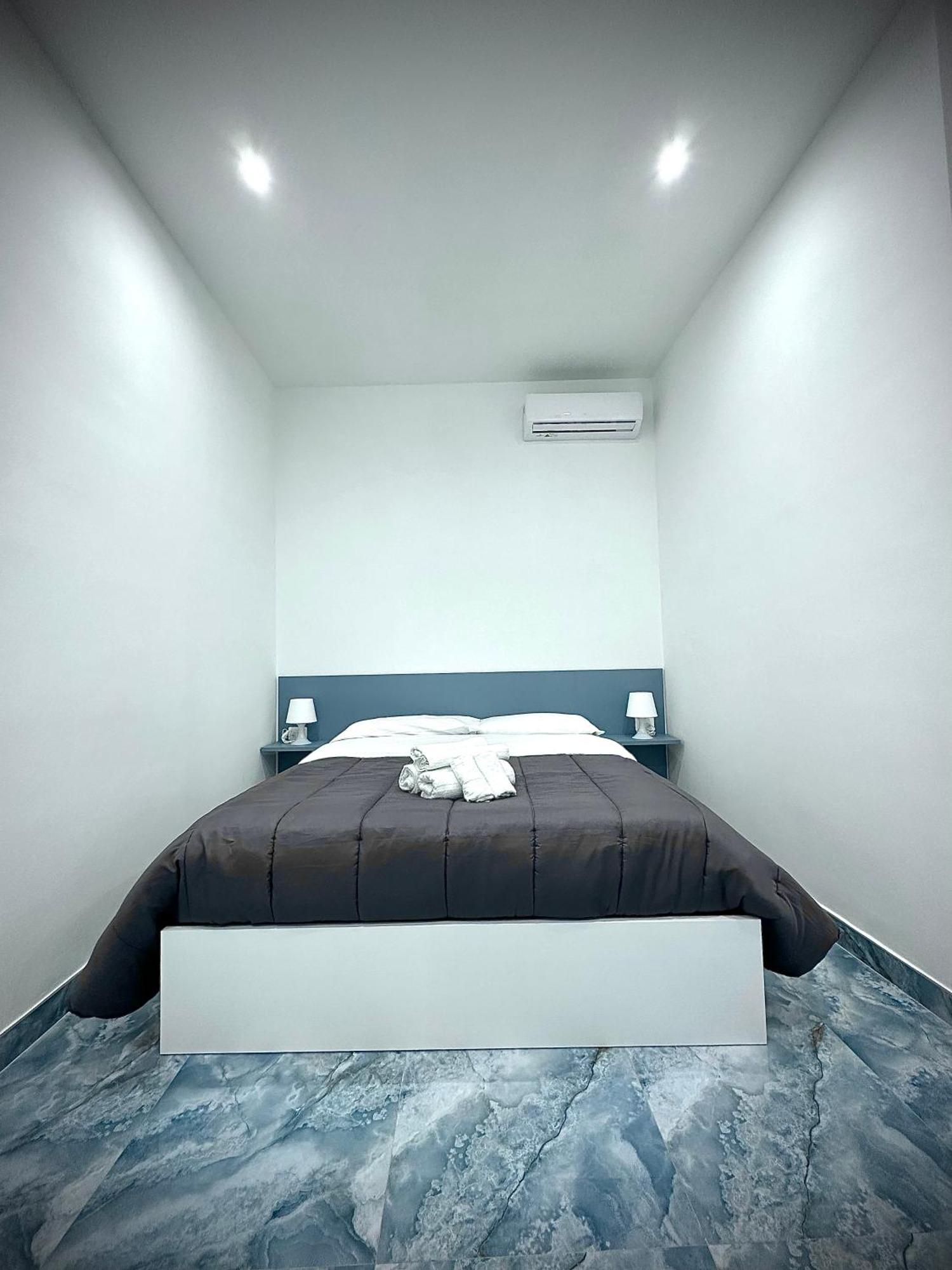 Marvit Central Luxury 那不勒斯 外观 照片